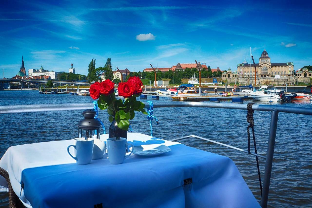 Hausboot - Domy Na Wodzie - Houseboat Porta Mare - Odradream Stettin Exterior foto